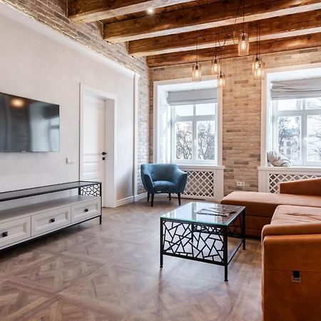 View On Rynok Square Apartments Λβιβ Εξωτερικό φωτογραφία