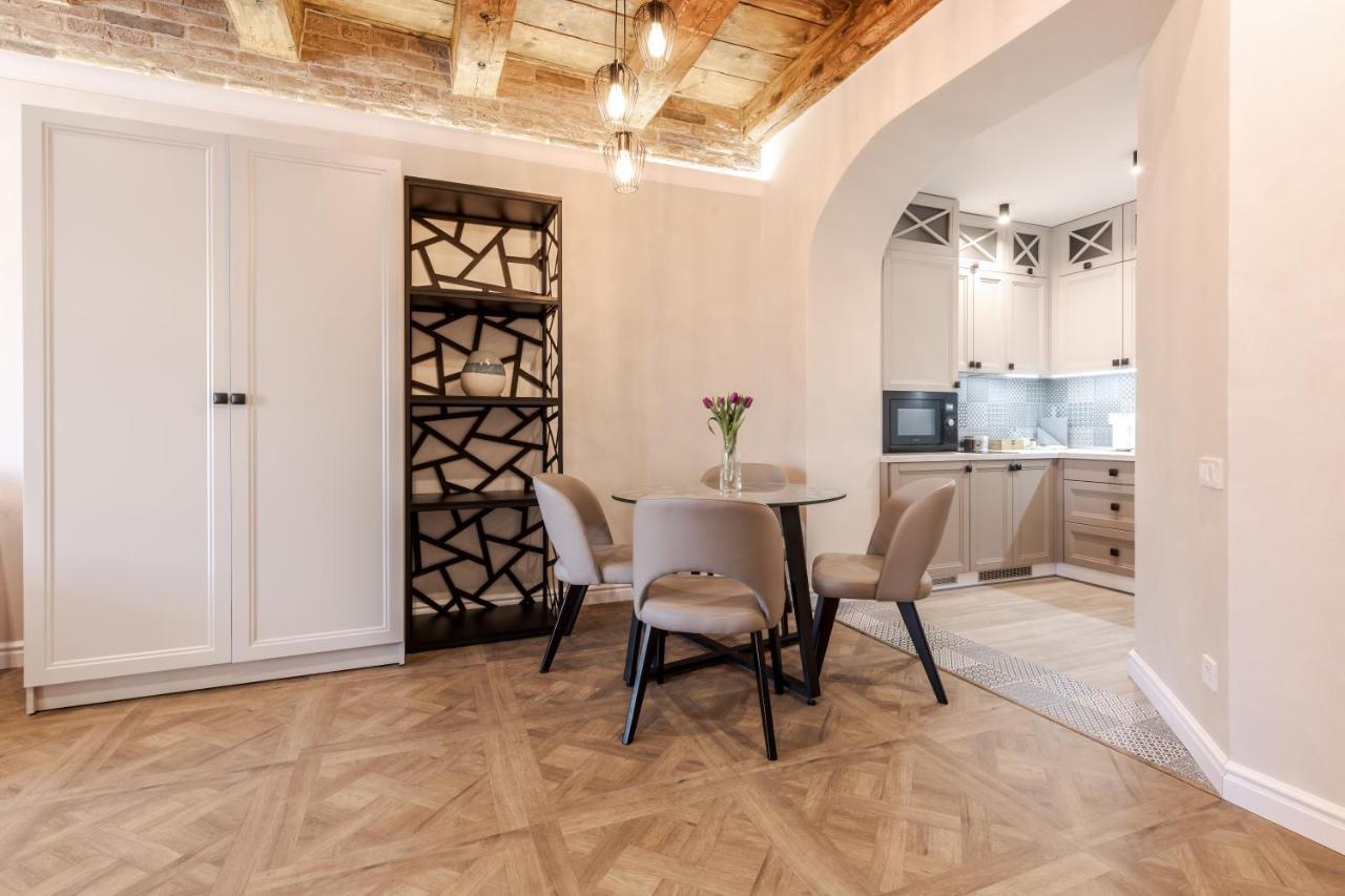 View On Rynok Square Apartments Λβιβ Εξωτερικό φωτογραφία