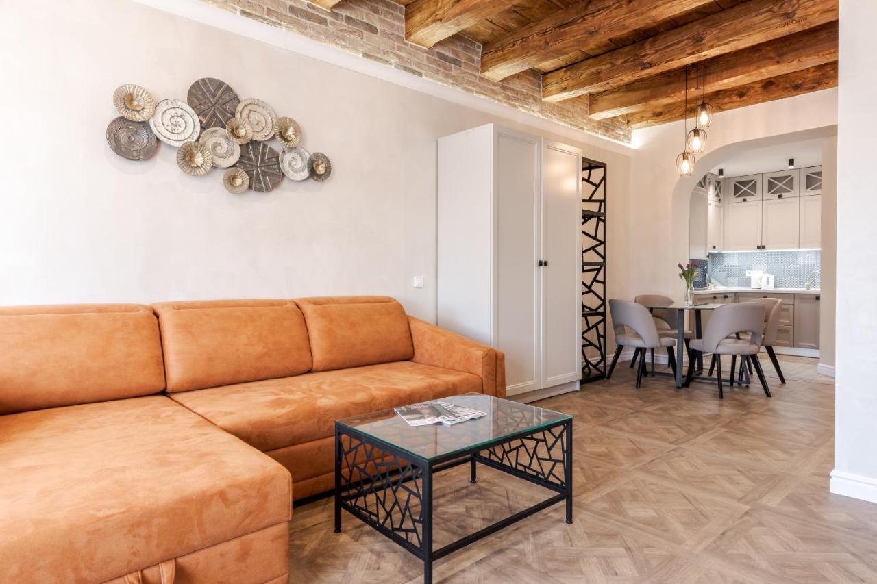 View On Rynok Square Apartments Λβιβ Εξωτερικό φωτογραφία