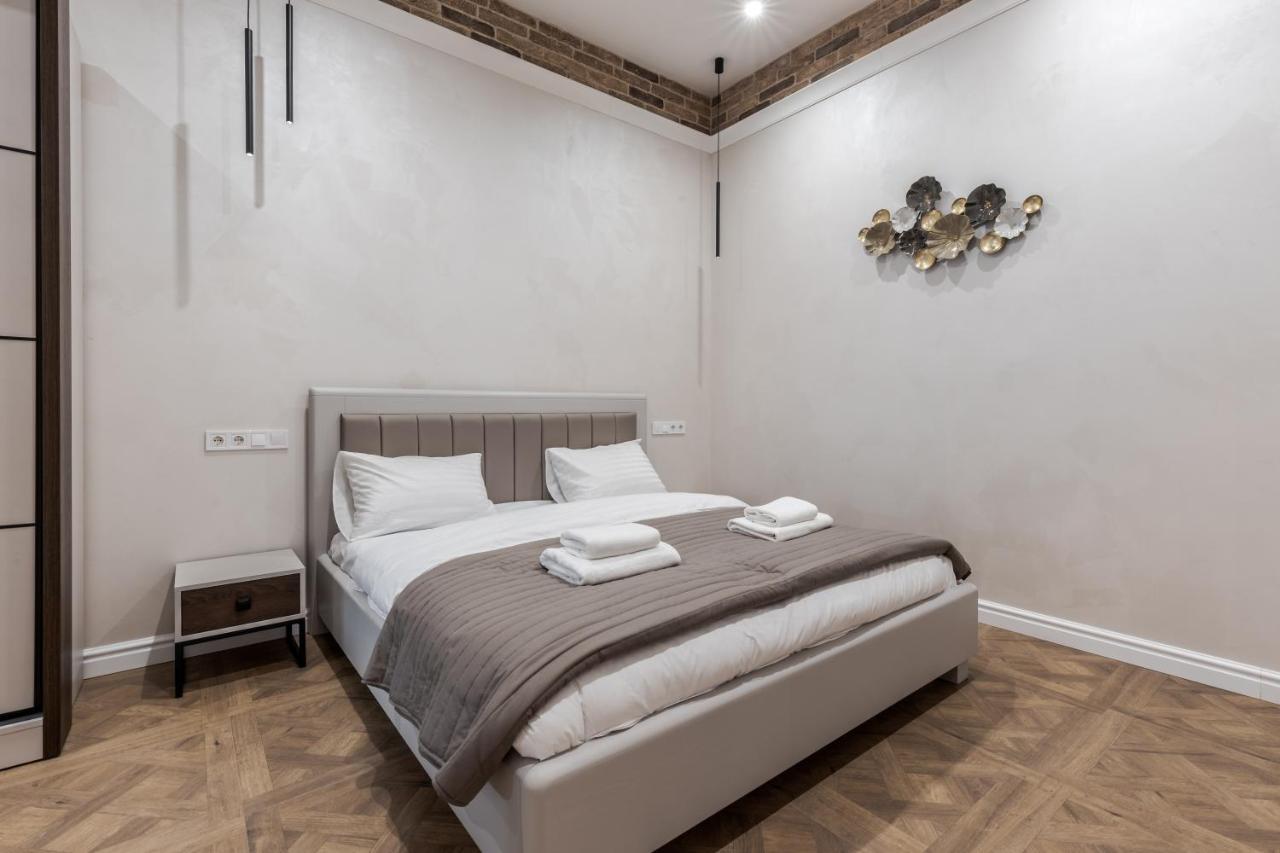 View On Rynok Square Apartments Λβιβ Εξωτερικό φωτογραφία