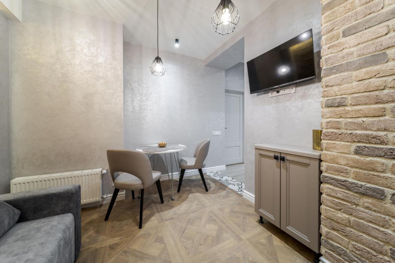 View On Rynok Square Apartments Λβιβ Εξωτερικό φωτογραφία